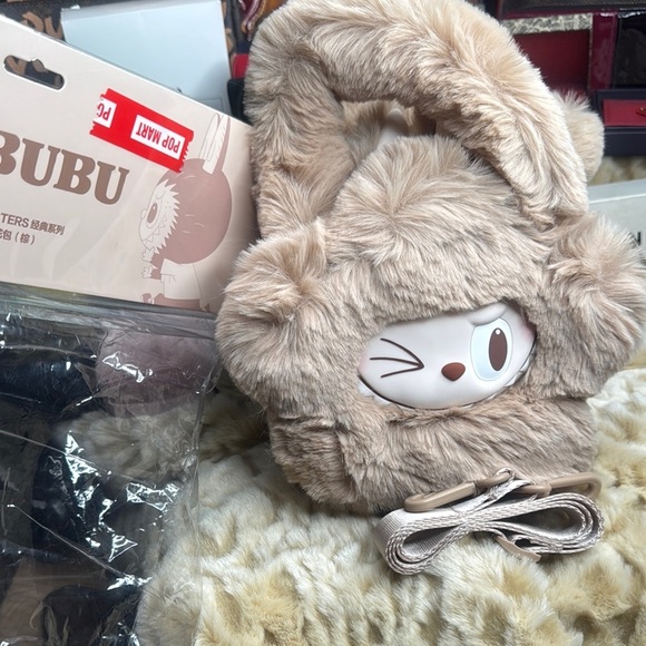 The Monsters Classic Series Plush Bags, Labubu PopMart- Mokoko Bag - Picture 5 of 6